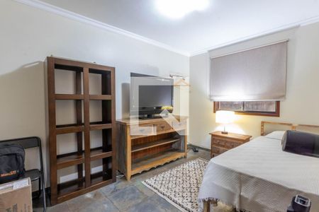 Casa de condomínio à venda com 350m², 4 quartos e 6 vagas Casa de condomínio à venda com 350m², 4 quartos e 6 vagasQuarto 2