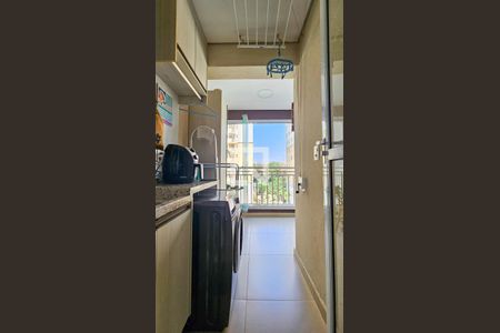 Apartamento à venda com 60m², 2 quartos e 1 vagaÁrea de Serviço