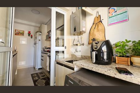 Apartamento à venda com 60m², 2 quartos e 1 vagaÁrea de Serviço