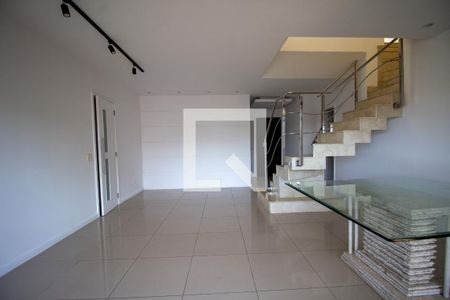 Sala de apartamento para alugar com 4 quartos, 286m² em Barra da Tijuca, Rio de Janeiro