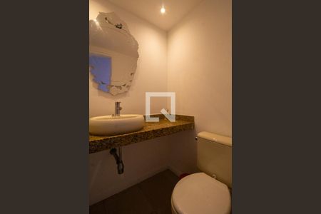 Lavabo de apartamento para alugar com 4 quartos, 286m² em Barra da Tijuca, Rio de Janeiro