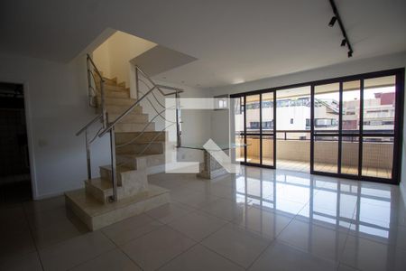 Sala de apartamento para alugar com 4 quartos, 286m² em Barra da Tijuca, Rio de Janeiro