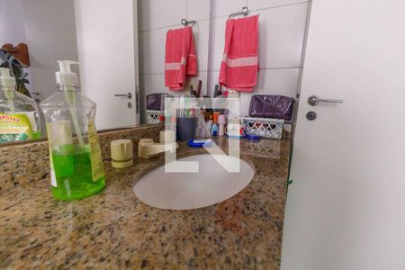 Apartamento para alugar com 80m², 3 quartos e 1 vaga Apartamento para alugar com 80m², 3 quartos e 1 vagaBanheiro da Suíte 1