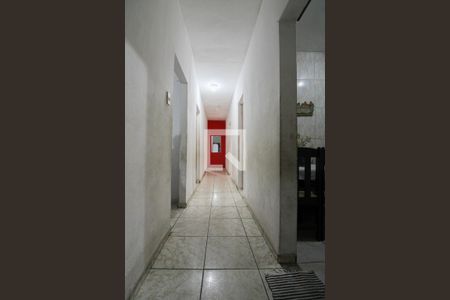 Casa à venda com 450m², 4 quartos e 6 vagasCorredor