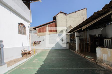 Casa à venda com 450m², 4 quartos e 6 vagasQuadra