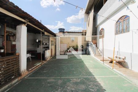 Casa à venda com 450m², 4 quartos e 6 vagasQuadra