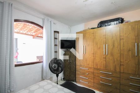 Casa à venda com 450m², 4 quartos e 6 vagasSuíte