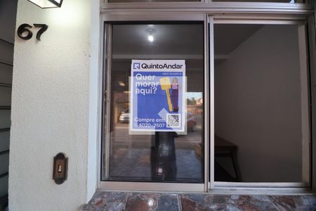 Casa de condomínio à venda com 70m², 2 quartos e 1 vagaPlaca