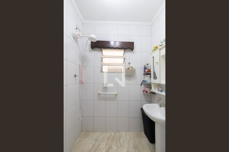 Casa à venda com 175m², 3 quartos e 2 vagas Casa à venda com 175m², 3 quartos e 2 vagasBanheiro