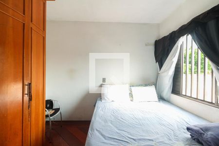 Casa à venda com 200m², 3 quartos e 2 vagasQuarto 2