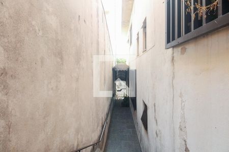 Casa à venda com 200m², 3 quartos e 2 vagasCorredor Lateral 