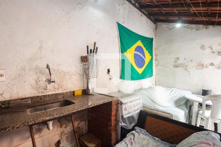 Casa à venda com 200m², 3 quartos e 2 vagasQuintal e Churrasqueira 
