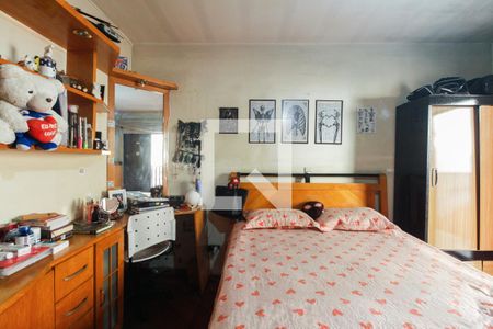 Casa à venda com 200m², 3 quartos e 2 vagasSuíte 