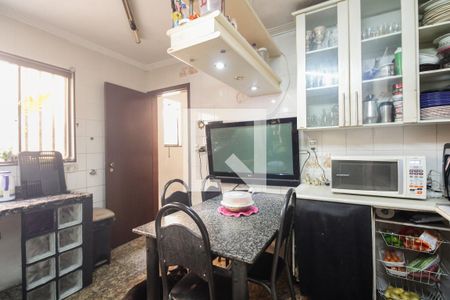 Casa à venda com 200m², 3 quartos e 2 vagasCozinha 