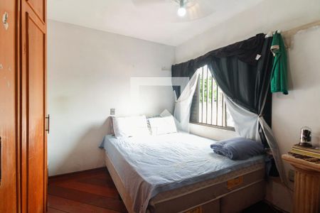 Casa à venda com 200m², 3 quartos e 2 vagasQuarto 2