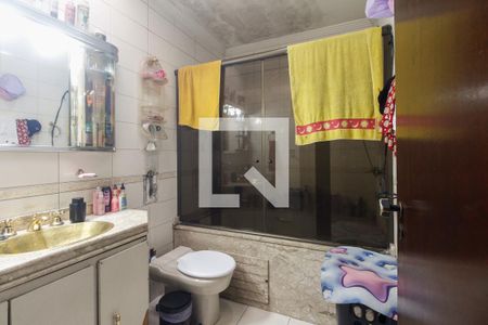 Casa à venda com 200m², 3 quartos e 2 vagasBanheiro Suíte 