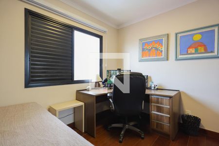 Apartamento à venda com 227m², 3 quartos e 3 vagasQuarto 2