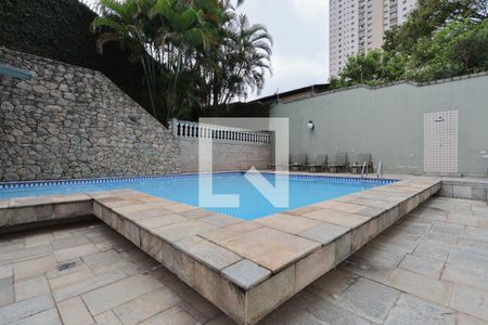 Apartamento à venda com 227m², 3 quartos e 3 vagasÁrea comum - Piscina