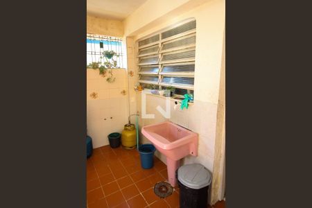 Casa à venda com 282m², 4 quartos e 3 vagasÁrea de Serviço