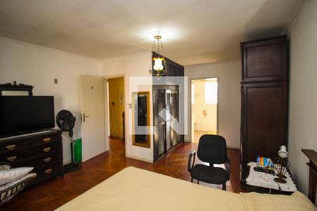 Casa à venda com 282m², 4 quartos e 3 vagasQuarto Suíte