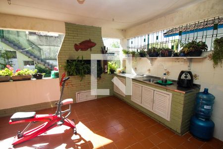 Casa à venda com 282m², 4 quartos e 3 vagasVaranda