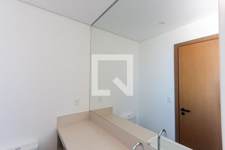 Apartamento à venda com 68m², 2 quartos e 2 vagasBanheiro da Suíte