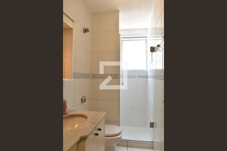 Banheiro de apartamento para alugar com 1 quarto, 36m² em Centro , Curitiba