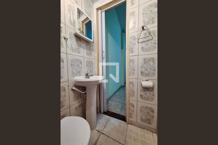 Casa à venda com 80m², 2 quartos e 1 vaga Casa à venda com 80m², 2 quartos e 1 vagaBanheiro da Suíte