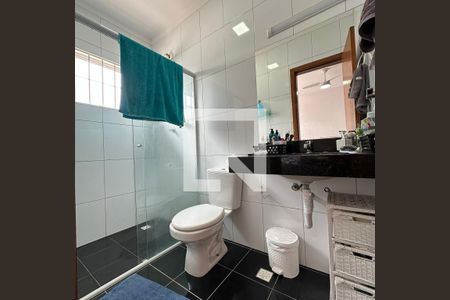 Casa à venda com 125m², 3 quartos e 3 vagasBanheiro da Suíte