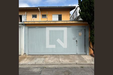 Casa à venda com 125m², 3 quartos e 3 vagasFachada