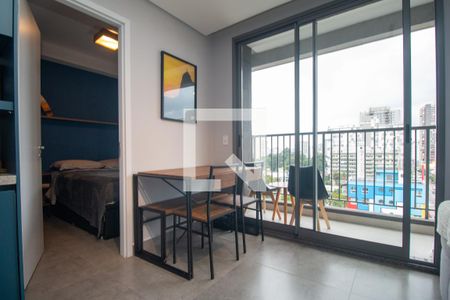 Apartamento para alugar com 38m², 1 quarto e sem vagaSala
