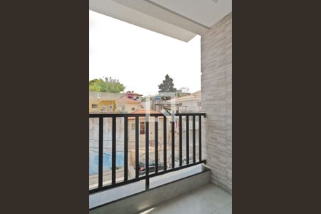 Casa à venda com 217m², 3 quartos e 4 vagas Casa à venda com 217m², 3 quartos e 4 vagasVaranda