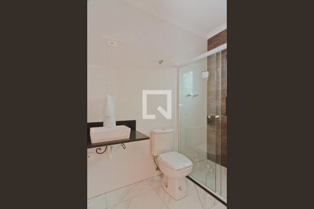 Casa à venda com 217m², 3 quartos e 4 vagas Casa à venda com 217m², 3 quartos e 4 vagasBanheiro da Suíte 1