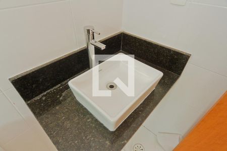 Casa à venda com 217m², 3 quartos e 4 vagas Casa à venda com 217m², 3 quartos e 4 vagasBanheiro da Suíte 2