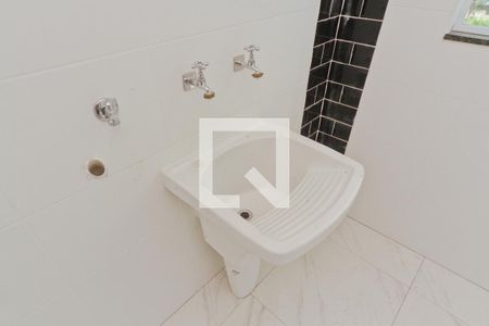 Casa à venda com 217m², 3 quartos e 4 vagas Casa à venda com 217m², 3 quartos e 4 vagasÁrea de Serviço