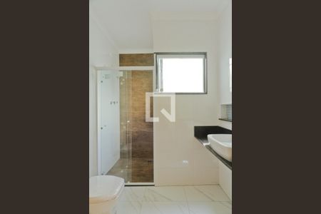 Casa à venda com 217m², 3 quartos e 4 vagas Casa à venda com 217m², 3 quartos e 4 vagasBanheiro