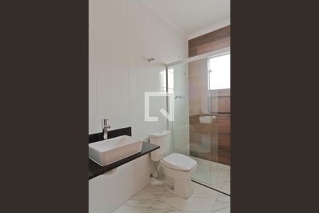 Casa para alugar com 218m², 3 quartos e 4 vagasBanheiro da Suíte 1