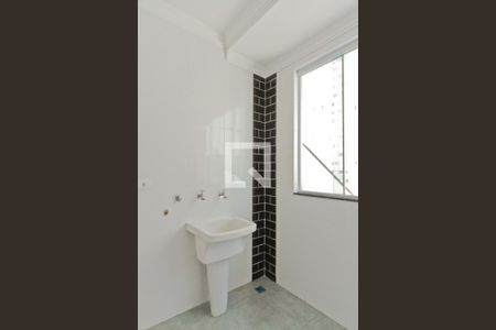 Casa para alugar com 218m², 3 quartos e 4 vagasÁrea de Serviço