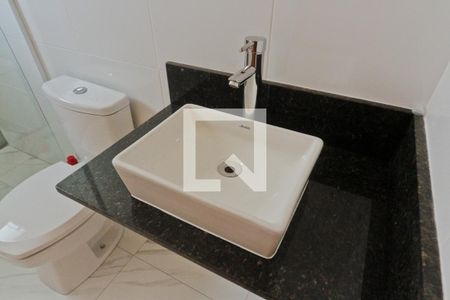 Casa para alugar com 218m², 3 quartos e 4 vagasBanheiro da Suíte 2