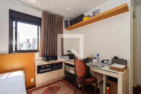 Apartamento à venda com 225m², 4 quartos e 4 vagasSuíte 2