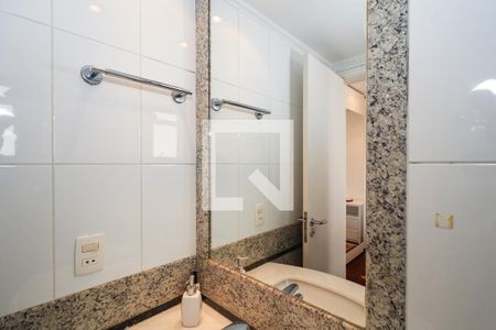 Apartamento à venda com 225m², 4 quartos e 4 vagasBanheiro da Suíte 4