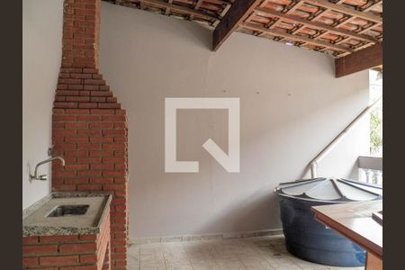 Casa à venda com 250m², 2 quartos e 3 vagasÁrea comum - Churrasqueira