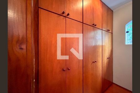 Casa à venda com 250m², 2 quartos e 3 vagasCloset da suíte