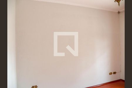 Casa à venda com 250m², 2 quartos e 3 vagasSuíte