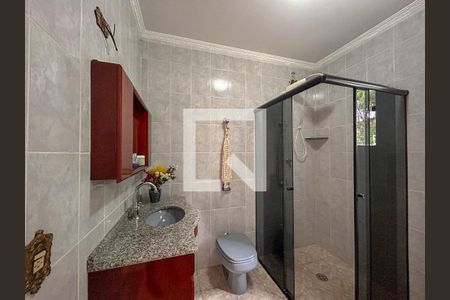 Casa à venda com 250m², 2 quartos e 3 vagasBanheiro da Suíte