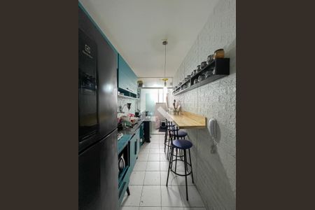 Apartamento à venda com 64m², 2 quartos e 1 vaga Apartamento à venda com 64m², 2 quartos e 1 vagaCozinha e Área de Serviço