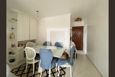 Sala de apartamento à venda com 2 quartos, 64m² em Vila Carmosina, São Paulo