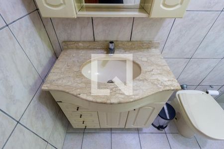 Casa à venda com 238m², 4 quartos e 3 vagas Casa à venda com 238m², 4 quartos e 3 vagasDetalhe Banheiro - Social