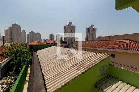 Casa à venda com 238m², 4 quartos e 3 vagas Casa à venda com 238m², 4 quartos e 3 vagasEdícula - Vista Quarto 2