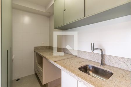 Cozinha de apartamento para alugar com 2 quartos, 35m² em República, São Paulo